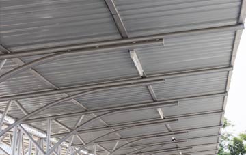 installing Leumrabhagh metal roofing